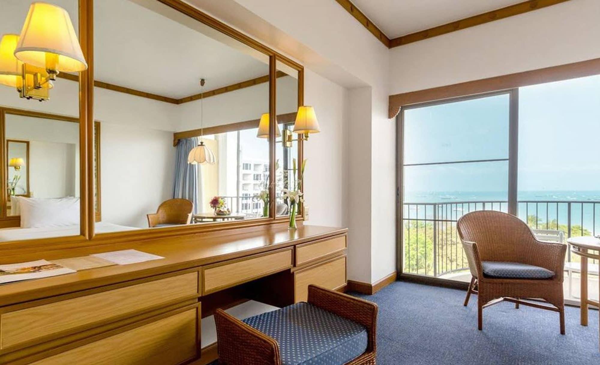 Imperial Pattaya Hotel Extérieur photo