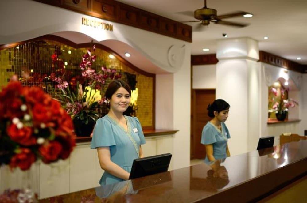 Imperial Pattaya Hotel Extérieur photo