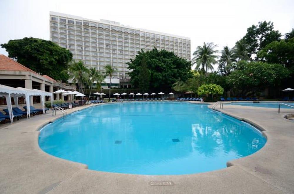 Imperial Pattaya Hotel Extérieur photo