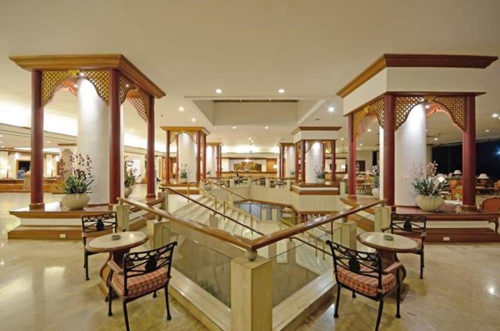 Imperial Pattaya Hotel Extérieur photo